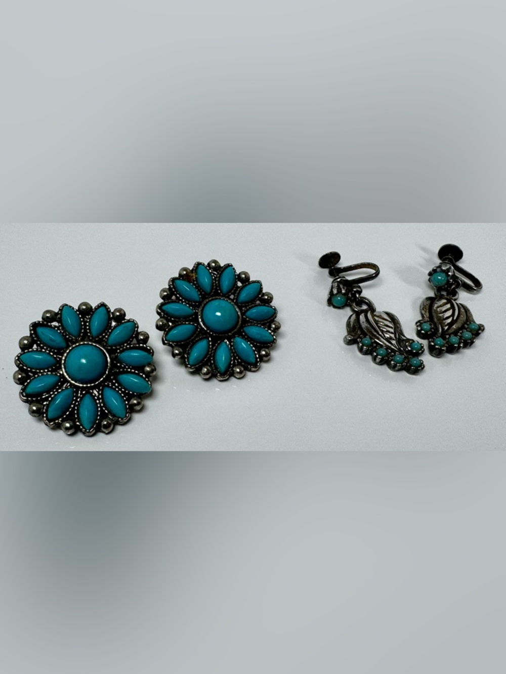 Lot of 2 Faux Turquoise Floral Vintage Statement Earrings Clip/Screw Back #1534